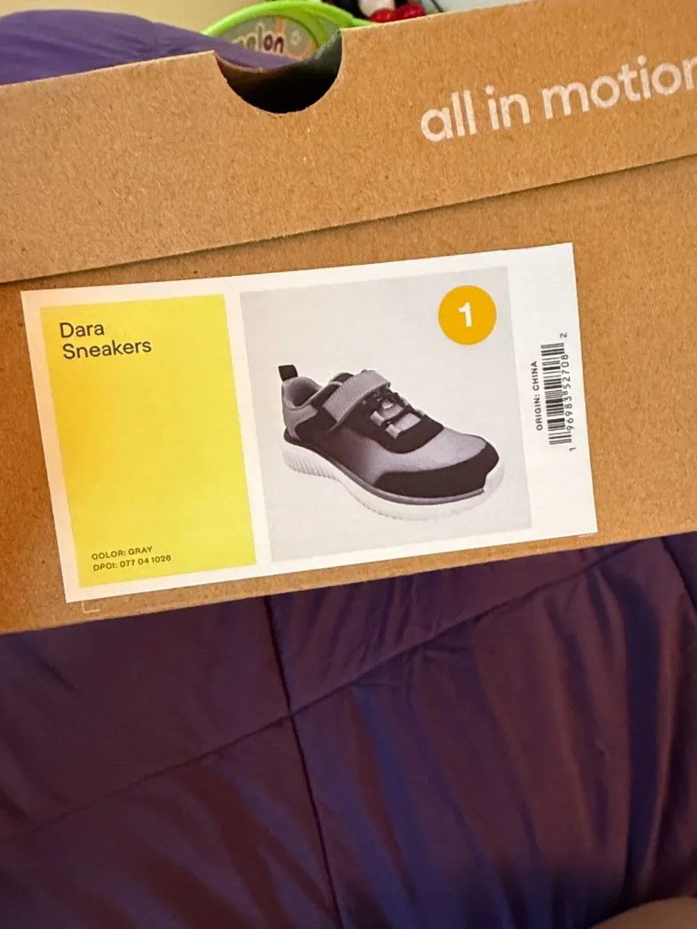 All in Motion Boys Dara Performance Sneakers Gray Black Size 1 for school